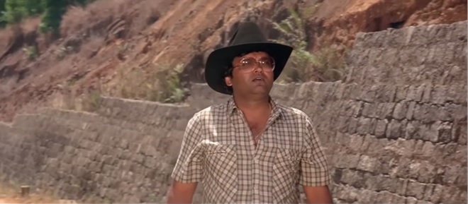 Subhash Ghai's cameo in Ram Lakhan | Trench coat, Cameo, Coat